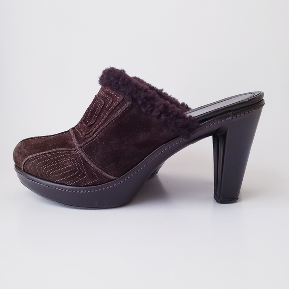 Vintage Coach Brown Suede Leather Mules - Picture 4 of 15